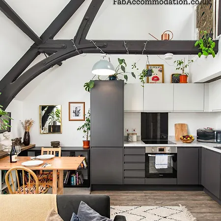 Unique Converted Church Flat-sleeps 4-parking-by Fabaccommodation